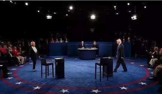 川普与希拉里二辩，抖黑料加无厘头，不谈政治互相伤害！